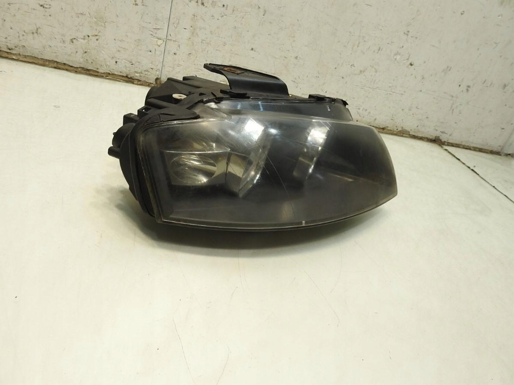 фото №8, Лампа права передня перед audi a3 8p 8p0941004k 0301206202