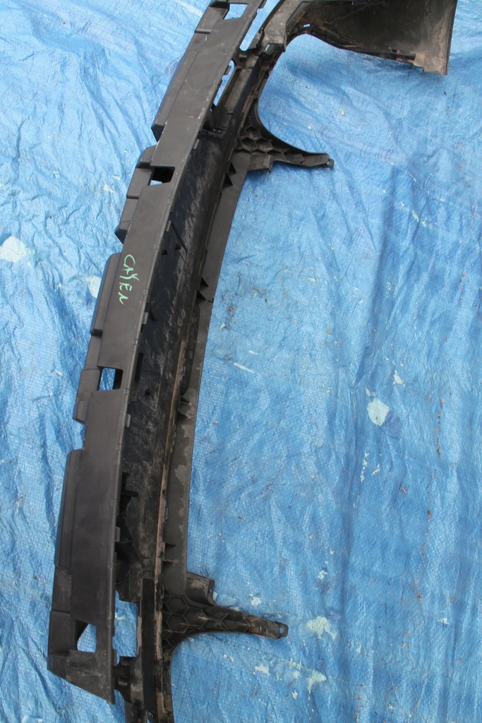 фото №8, Porsche macan 95b накладка бампера задняя задняя 95b8