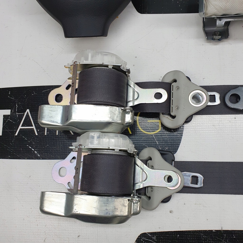 фото №6, Suzuki sx4 приборная панель консоль подушки безопасности ремни подушка безопасности