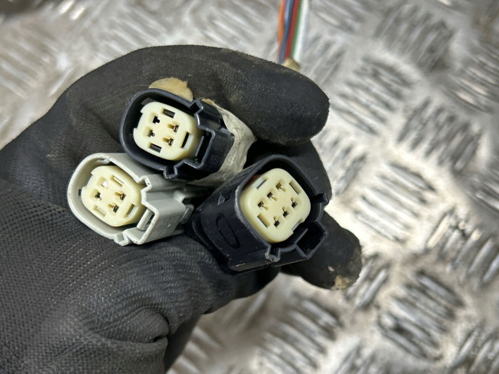 фото №16, Ford edge ii 2015 лампи задній кришки багажника