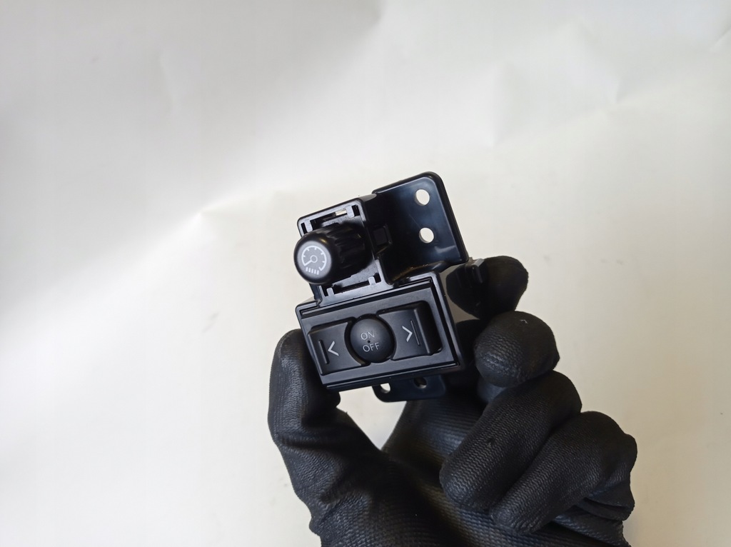 фото №10, Перемикач круїз-контроль регулювання lexus is 250 15a984