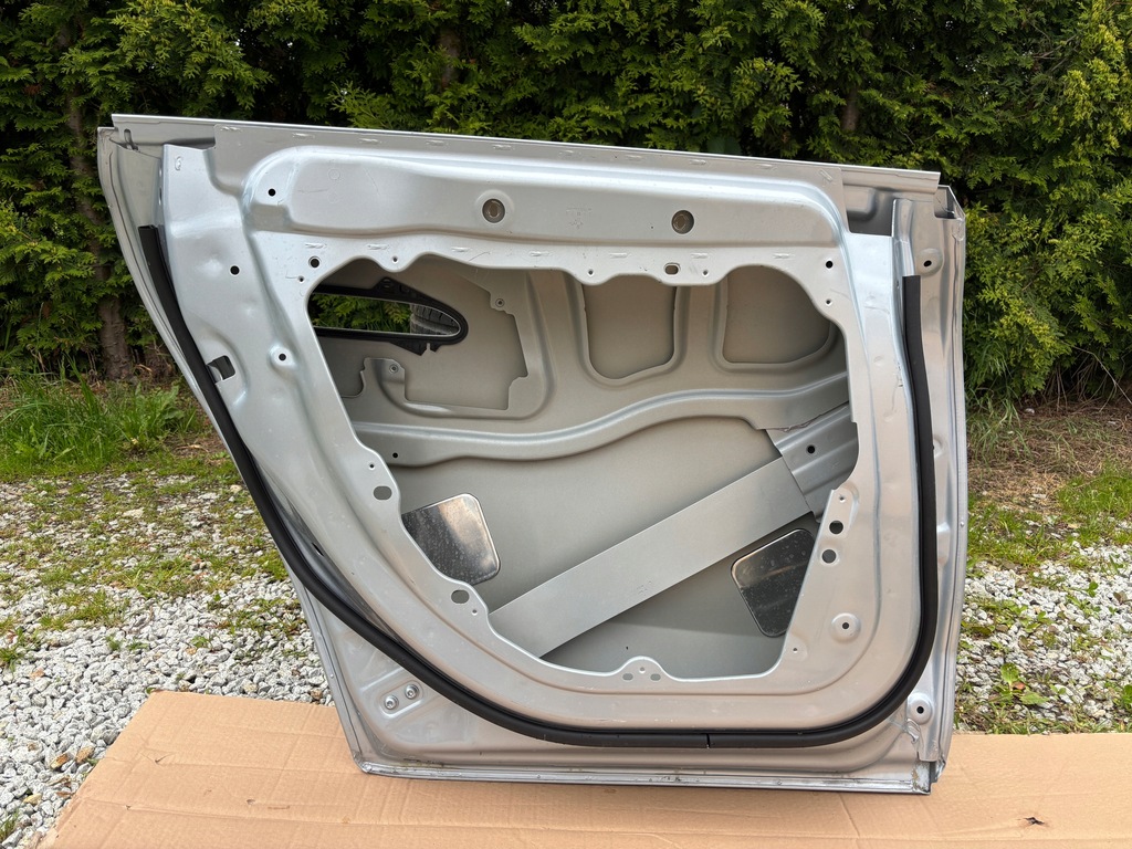 фото №10, Mercedes eqe 295 v295 дверь левый задняя левая задние