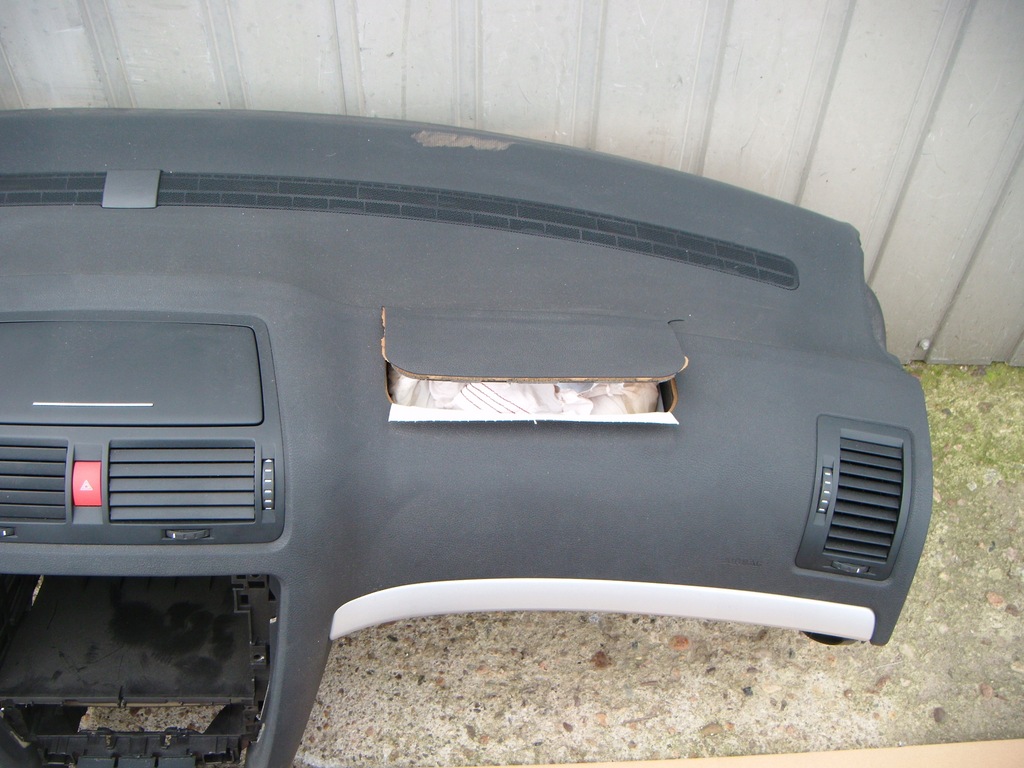 фото №7, Skoda octavia 2 ii 04- панель приладів консоль панель приладів ремені подушки безпеки