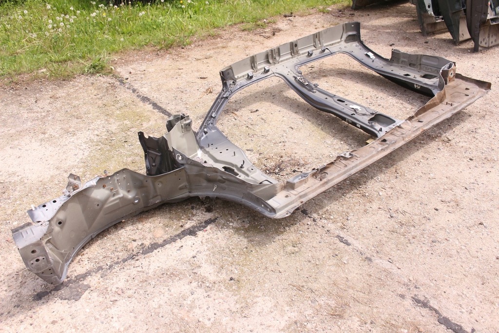 фото №8, Правый bok порог блок двигателя подкрылок nissan navara d40