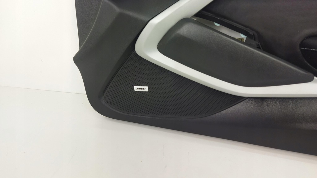 фото №4, Camaro vi 16-19 обшивка двері правий перед bose