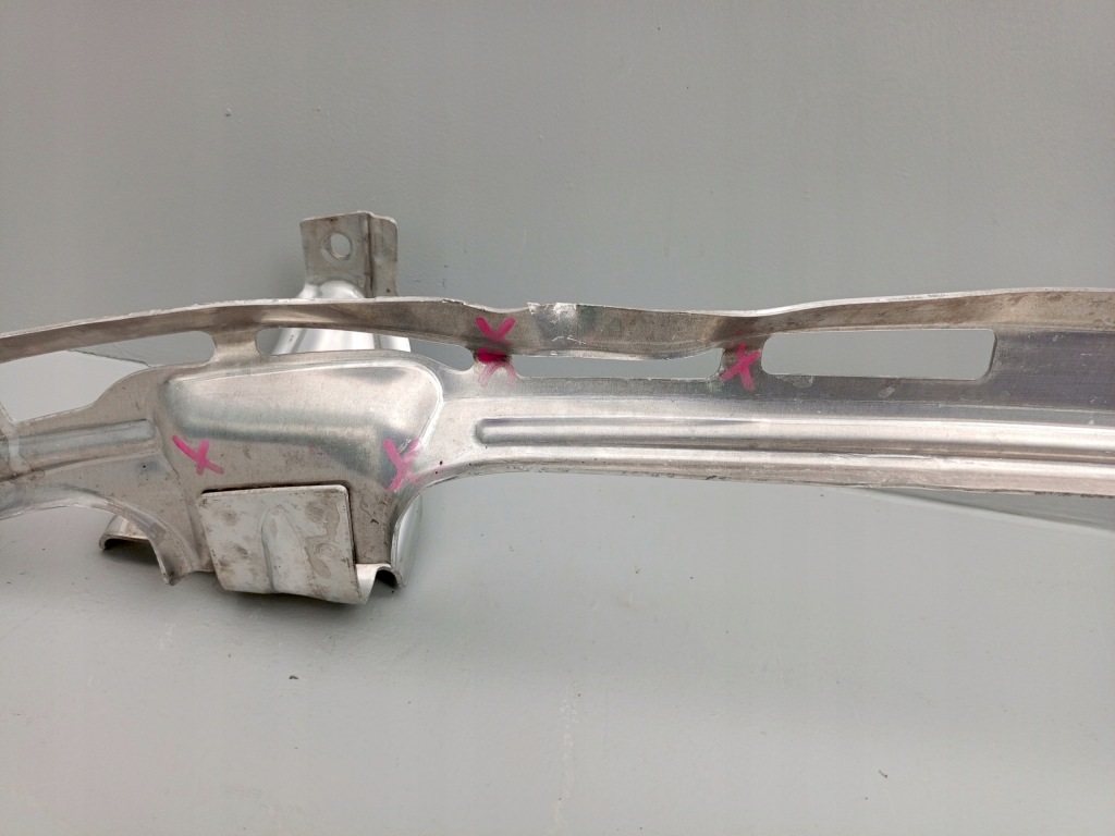 Купить Tesla model y 2021- балка верхний бампера усилитель перед 1505433 ÷