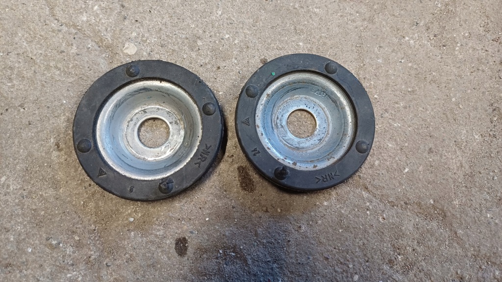 фото №1, Opel crossland подкладка кронштейн