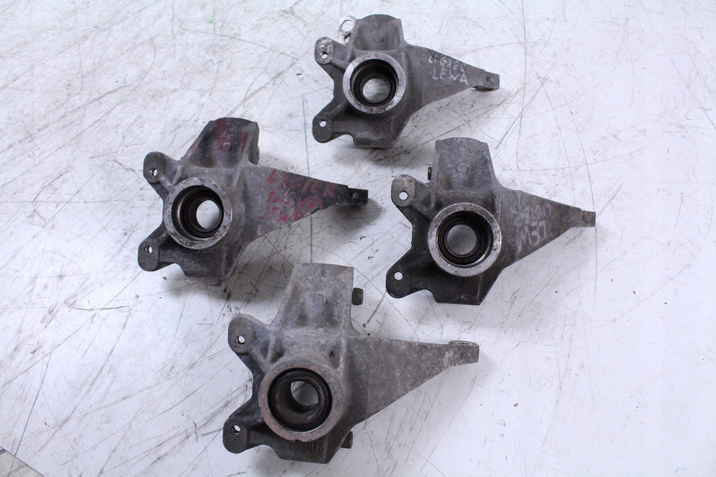 фото №4, Поворотный кулак левый перед ligier nova ambra