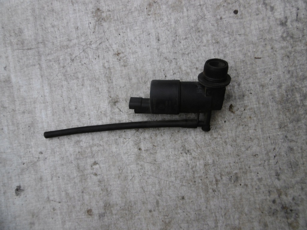 фото №1, Renault trafic помпа розпилювача renault оригінальний номер 316568