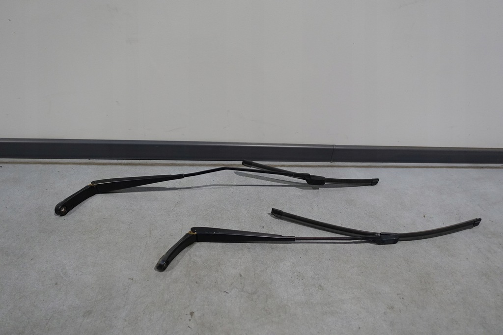 фото №1, Vw caddy рычаг рычаги дворник левая правое