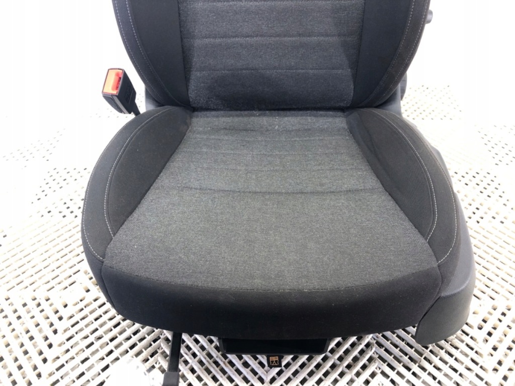 фото №2, Сидіння лівий перед skoda octavia iii kombi