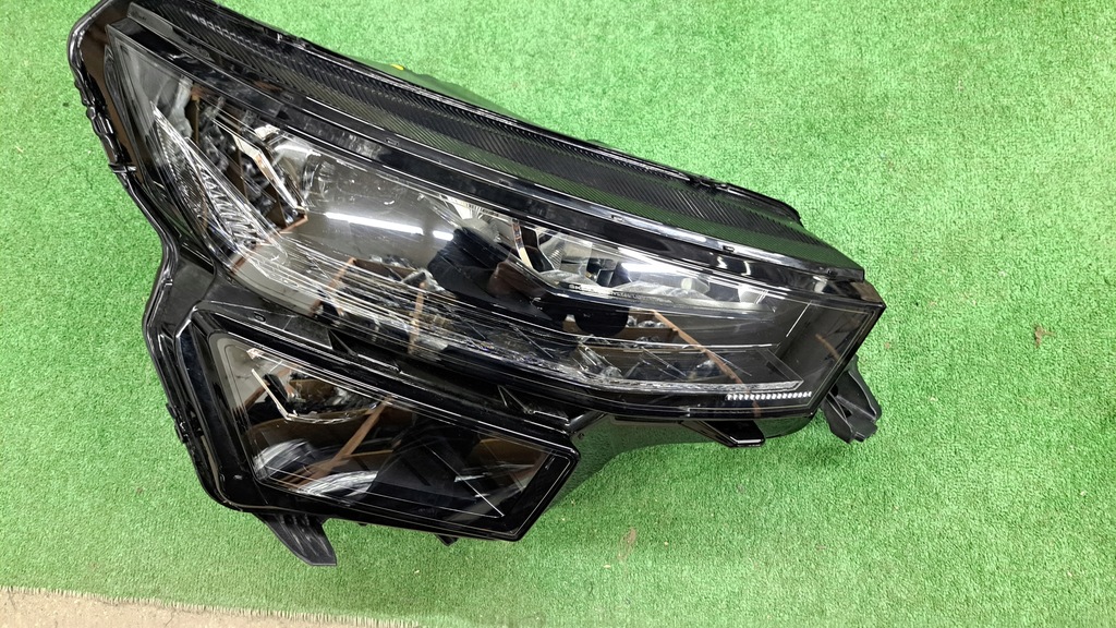 фото №1, Skoda kodiaq lift full led лампа передняя