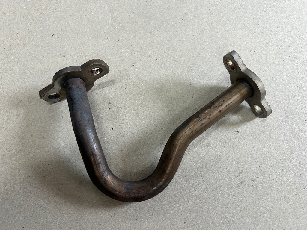 фото №1, Suzuki swift mk8 1.2 k12c трубка выхлопных газов egr