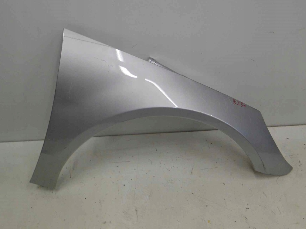 фото №2, Mercedes r klasa w251 251 крыло передний правый