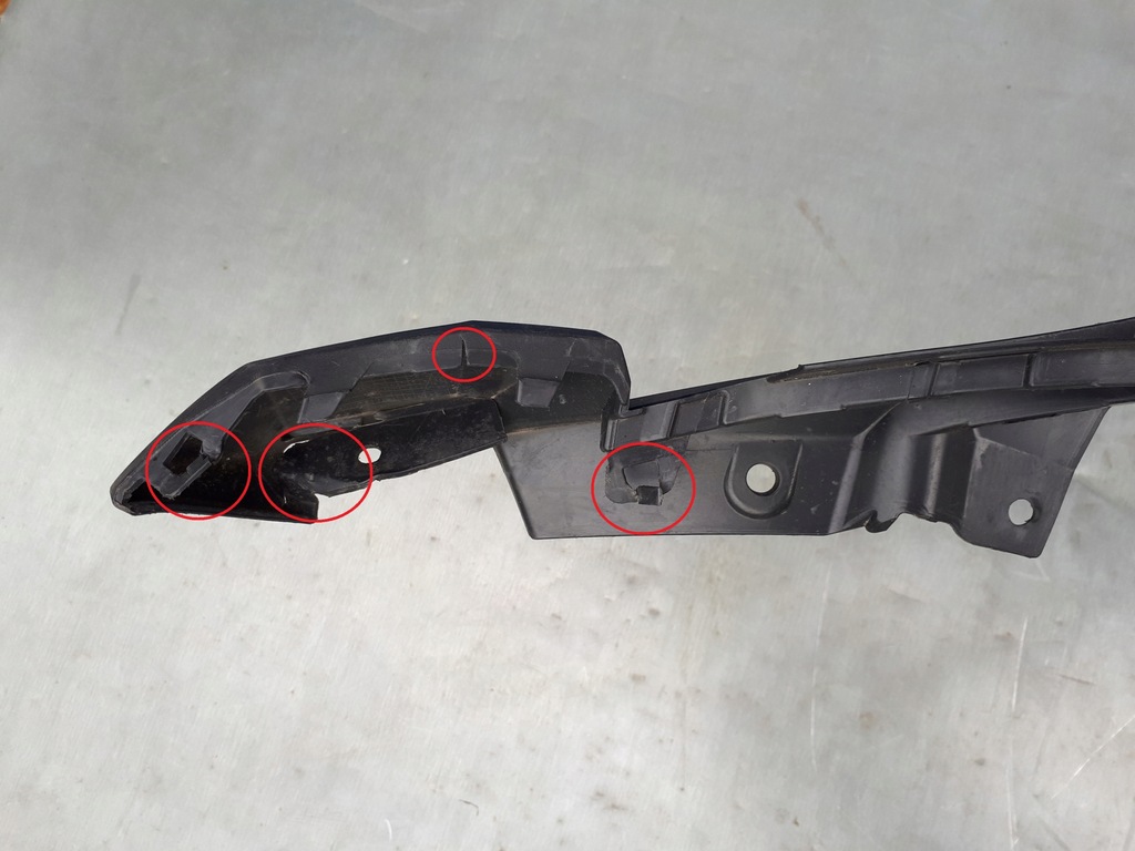 фото №10, Toyota aygo x 22- накладка спойлер dół задняя бампер