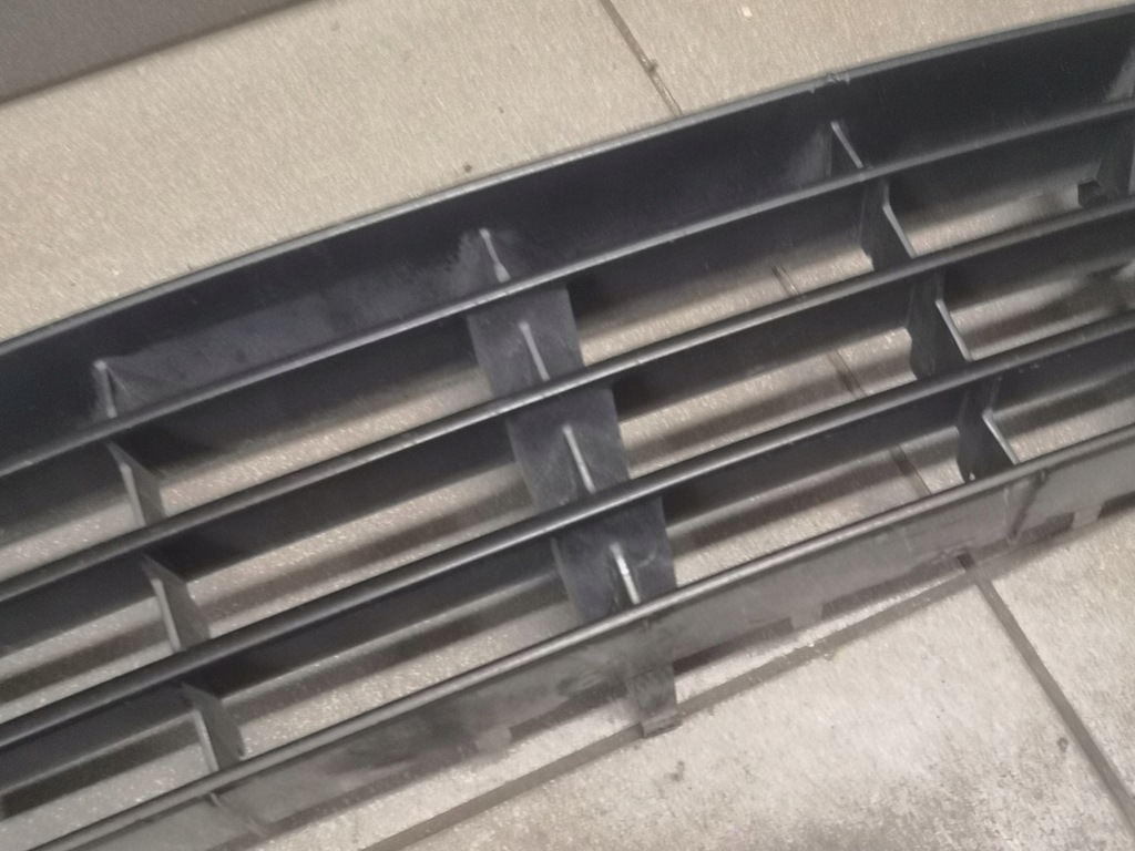 фото №6, Решітка бампера середня audi a6 c5 4b0807683f