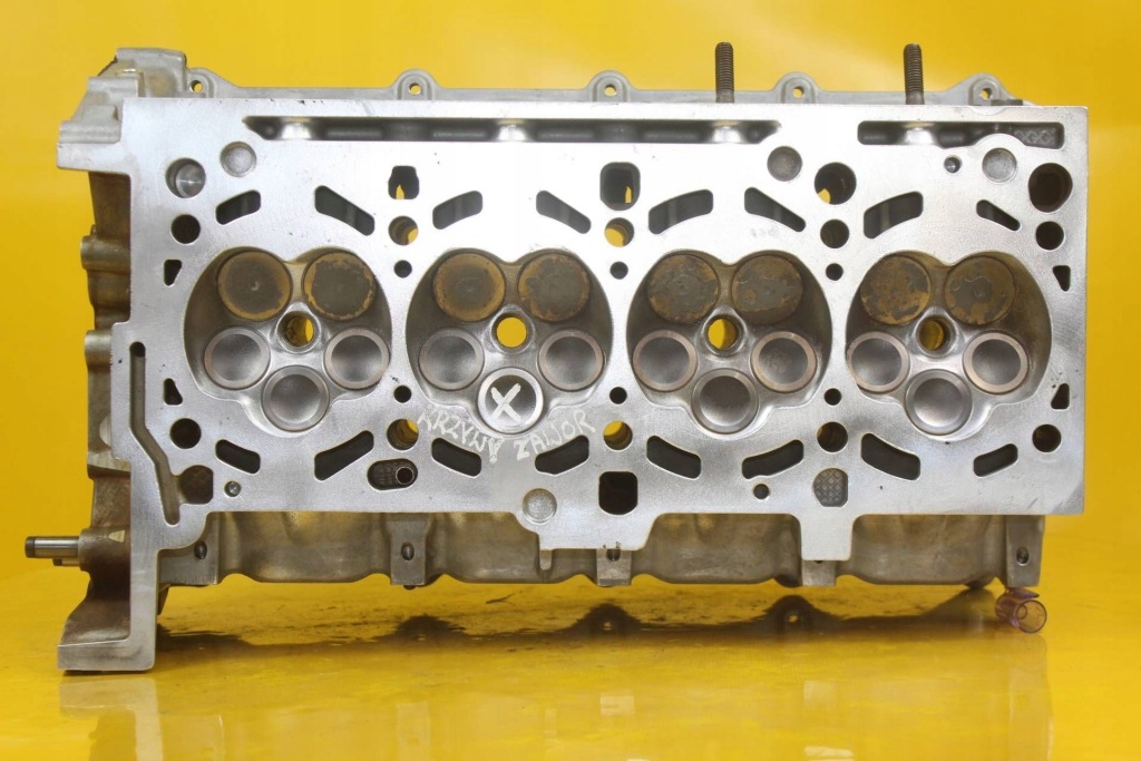 Головка права audi a6 c6 a4 b7 4.2 fsi v8 bat bbk 079103373g Зі Шроту