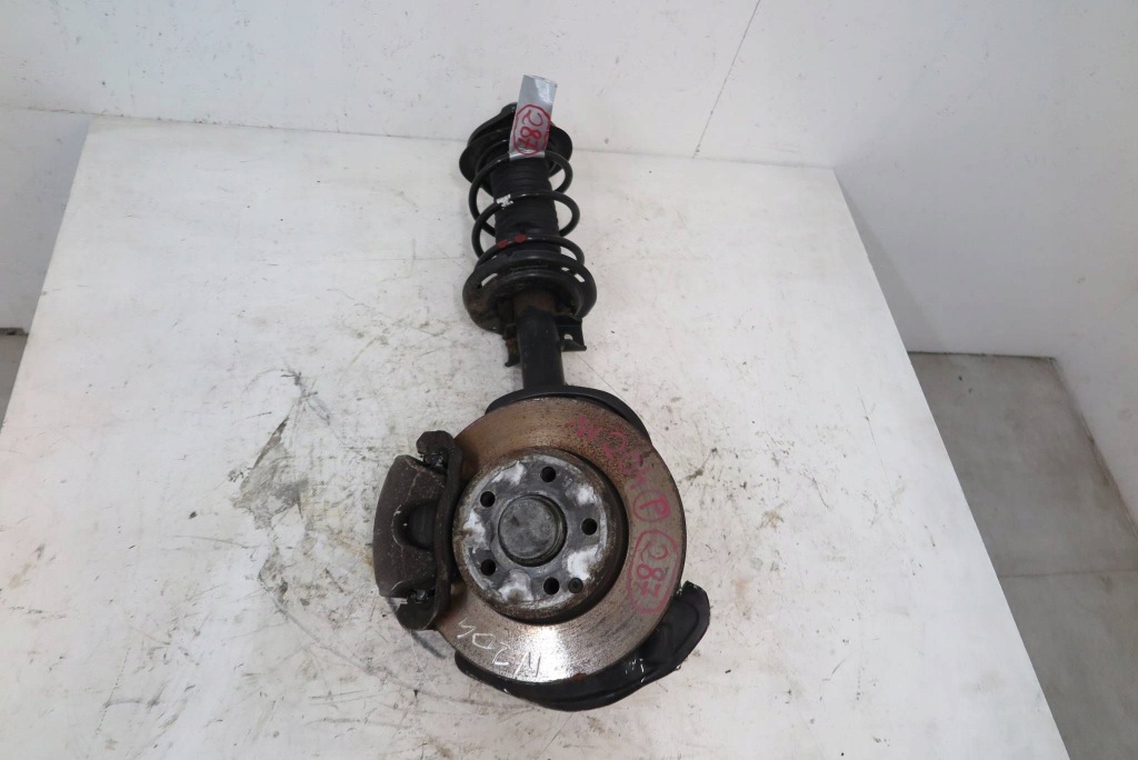 Купить Амортизатор перед правый  mercedes w204 2043201273