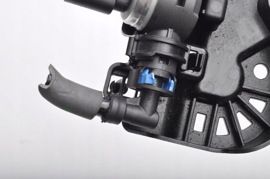 фото №8, Volvo xc40 xc60 xc90 s90 v90 b4 mild датчик давления топлива 31669211