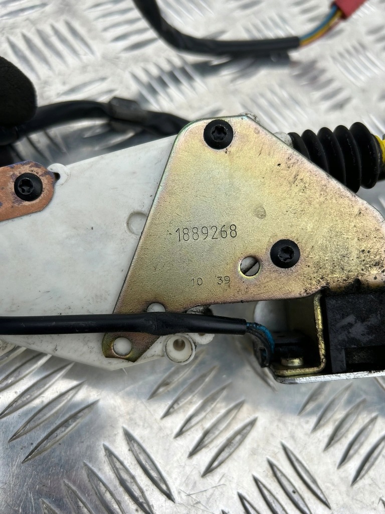 фото №3, Замок двері з блок управління scania r