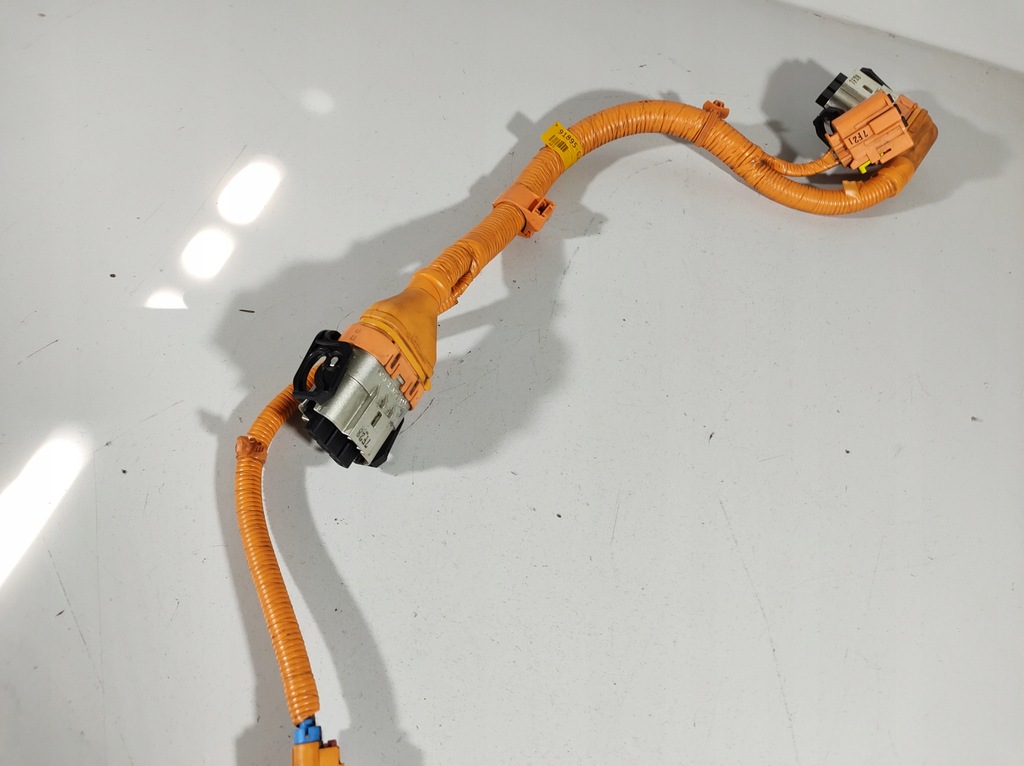 фото №13, Hyundai ioniq 17r- джгут шланг акумулятора