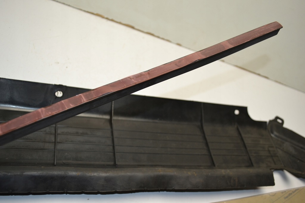 фото №9, Mercedes sl r129 защита нижняя радиатора прокладка