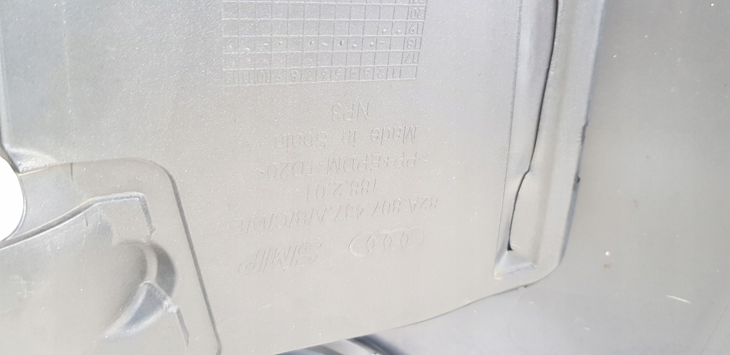 Audi оригинальный номер 82a807437a бампер Киев