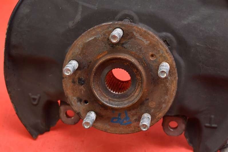 фото №4, Поворотный кулак ступица правая перед acura tsx 2 ii accord 8 viii 2.4 i-vtec 201 km