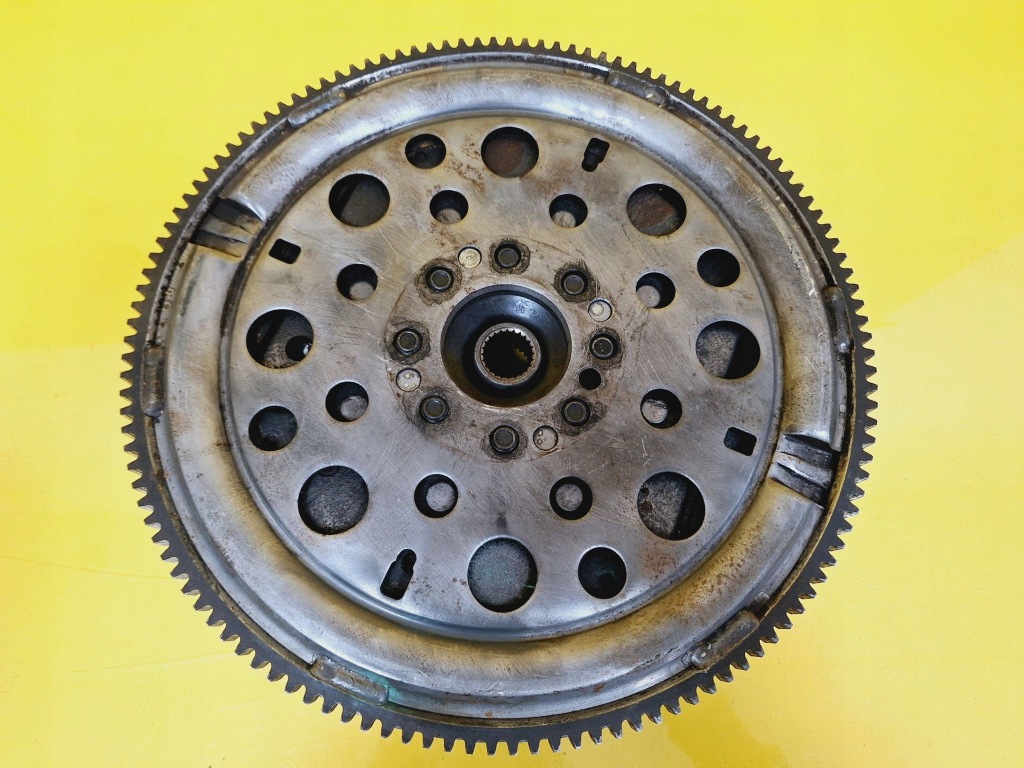 фото №12, Зчеплення комплект маховик з двома масами колесо маховик b20702304 mercedes w168 1.7 cdi nr2