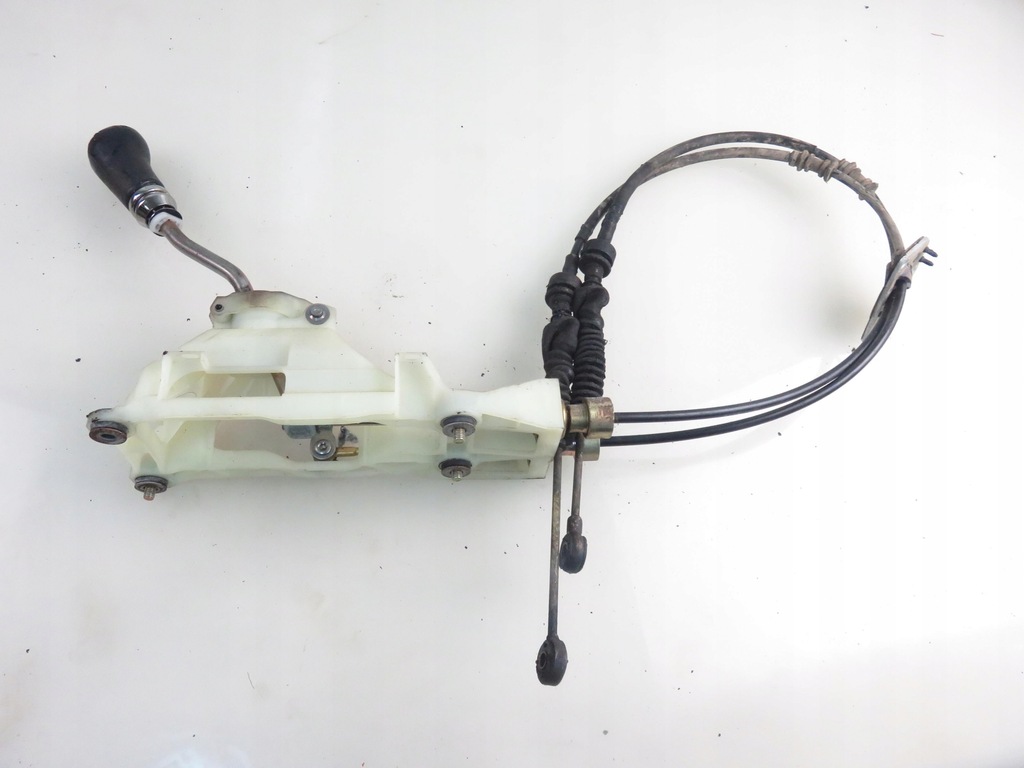 фото №1, Домкрат toyota avensis verso m2 2.0 d