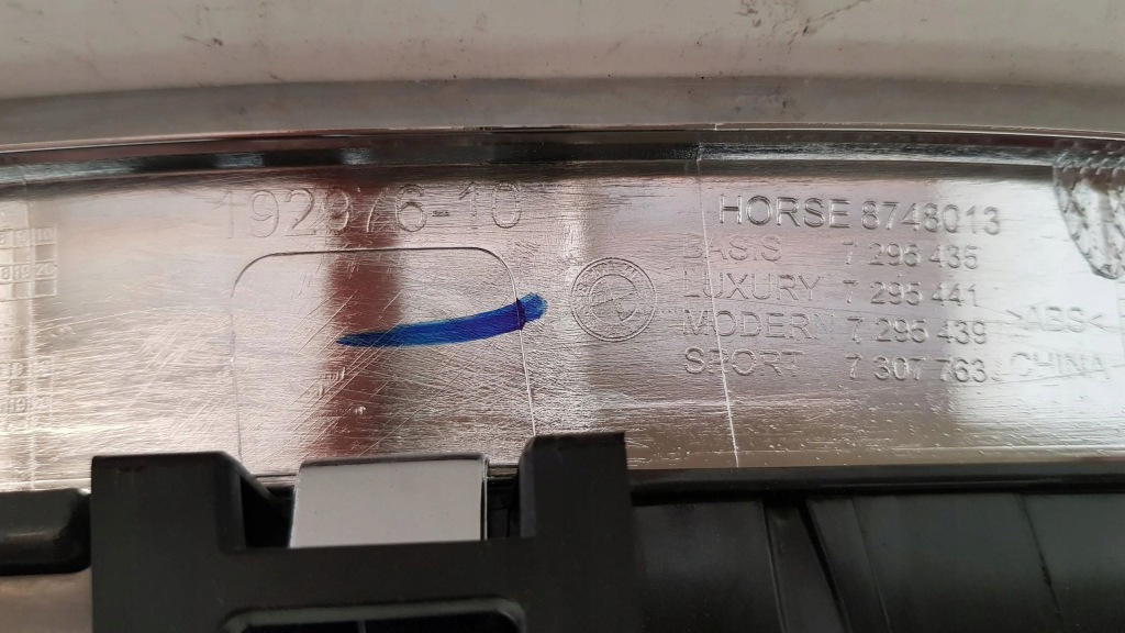 фото №8, Bmw 3 f30 f35 f31 2012 левая сторона решётка радиатора радиатора / решётка радиатора