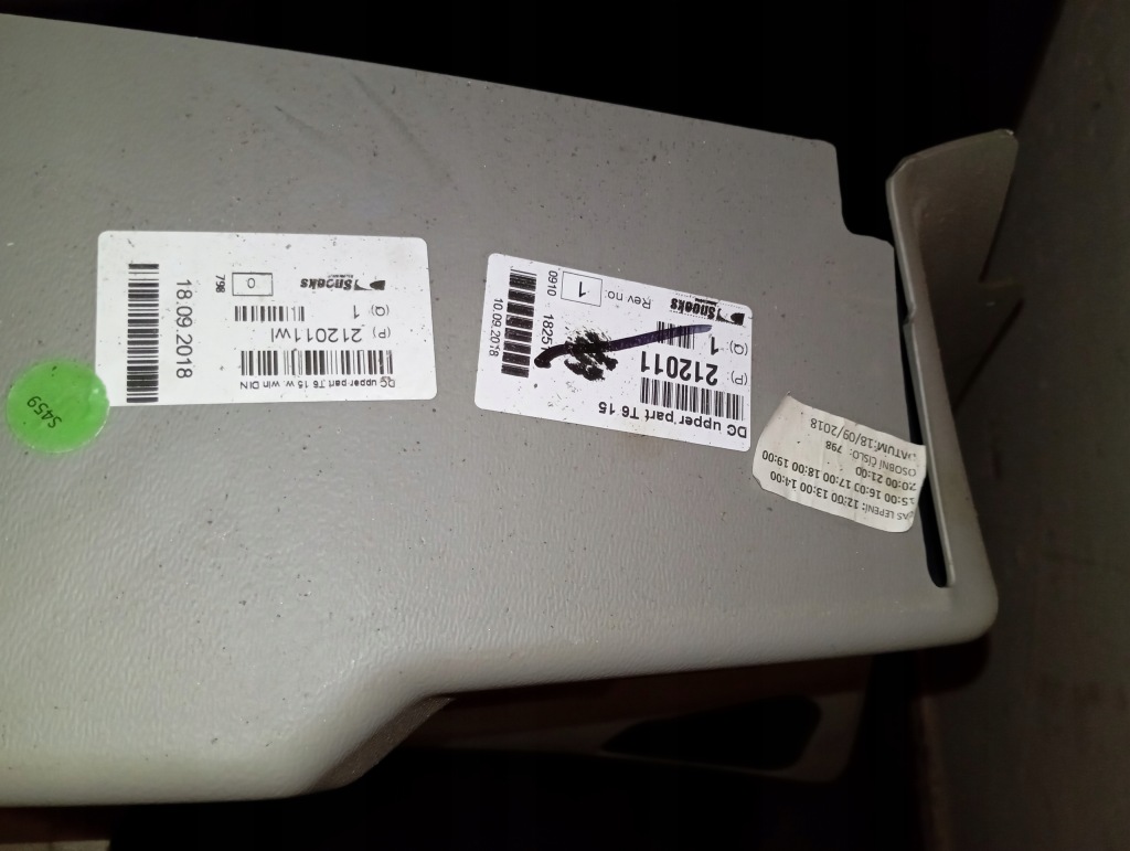 фото №9, Обшивка сиденье заднее сиденье стена ремни двойная кабина vw t6 lift