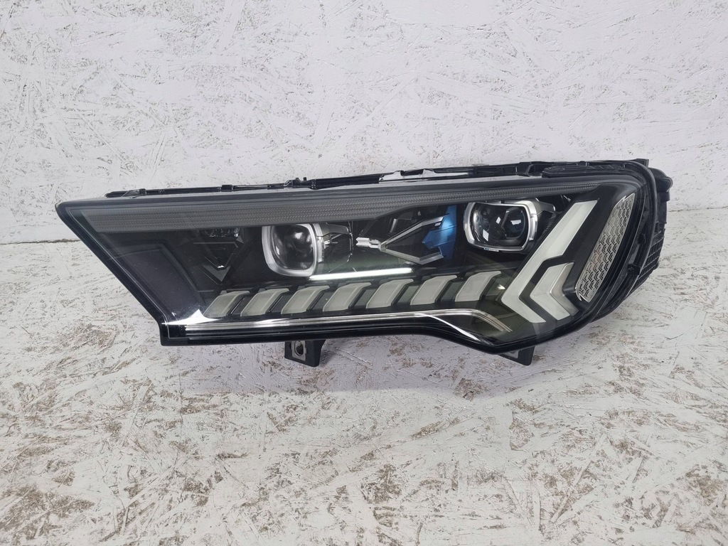 фото №1, Лампа перед ліва audi q7 4m0941085c