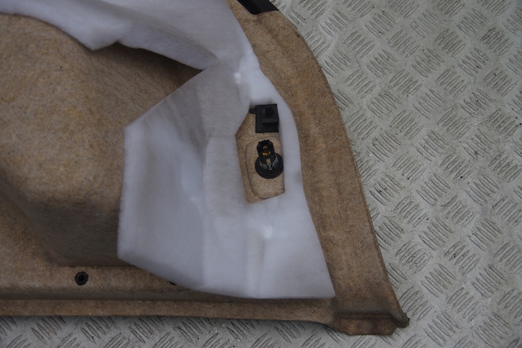 фото №10, Обшивка багажника лівий porsche cayenne ii lift 7p 7p5 14-17 7p5867037ab dk4