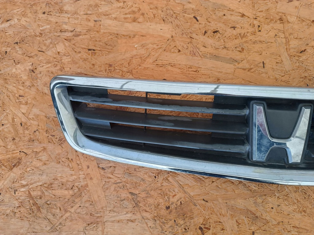 Решётка решётка радиатора решётка  бампера перед honda civic vi 1997- седан Киев