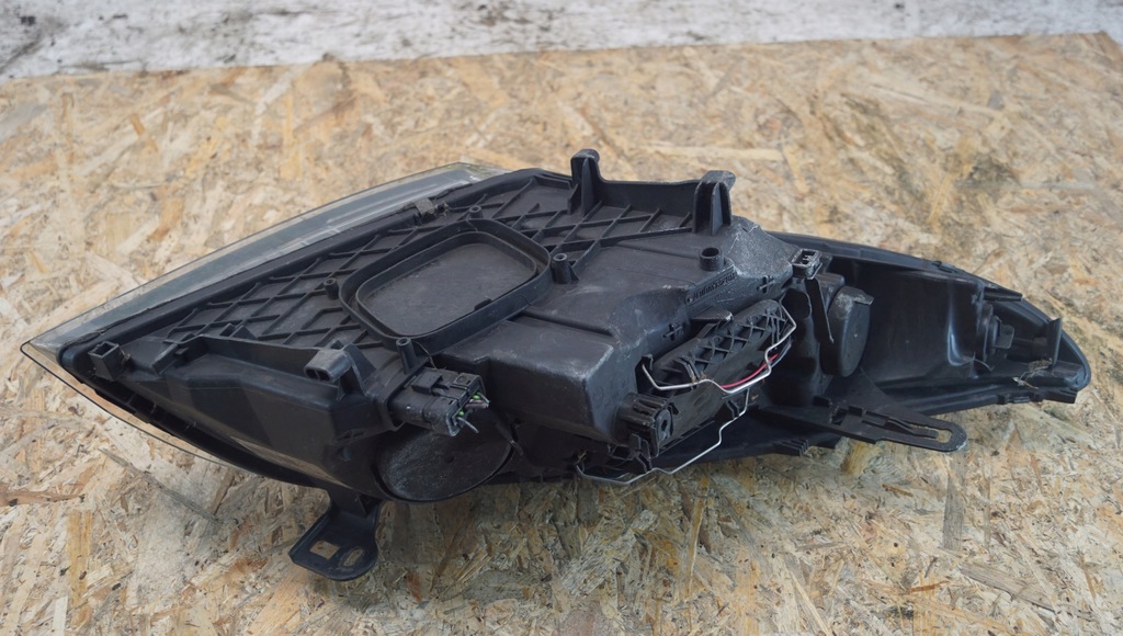 фото №9, Лампа левый перед renault megane iii lift 12-13