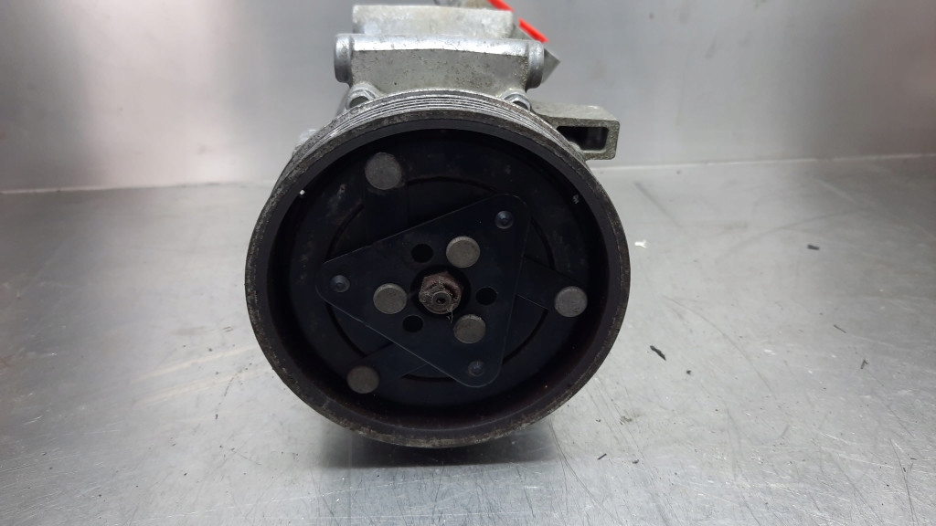 фото №5, Компрессор кондиционера 8200953359--a renault kangoo ii 08-14r 1.5 dci