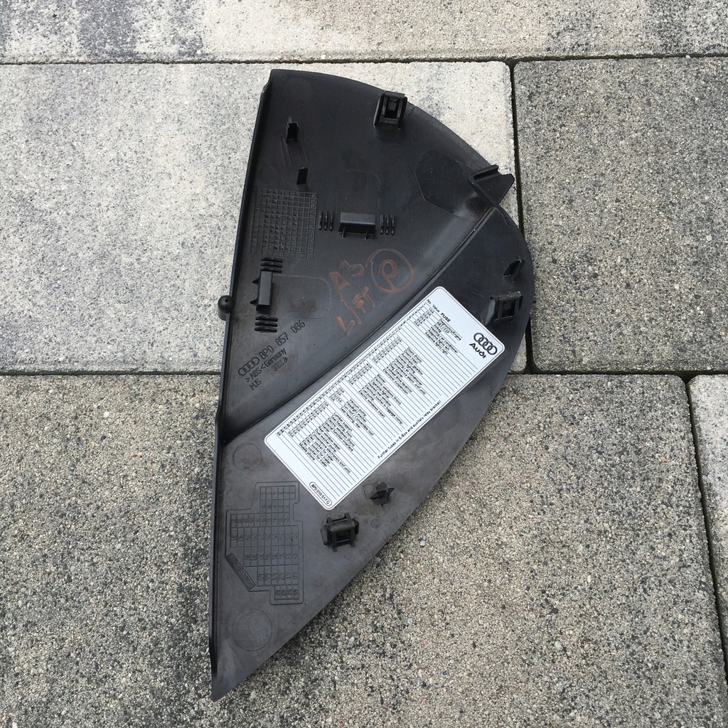 фото №6, A3 8p заглушка защита консоли правая 8p0857086