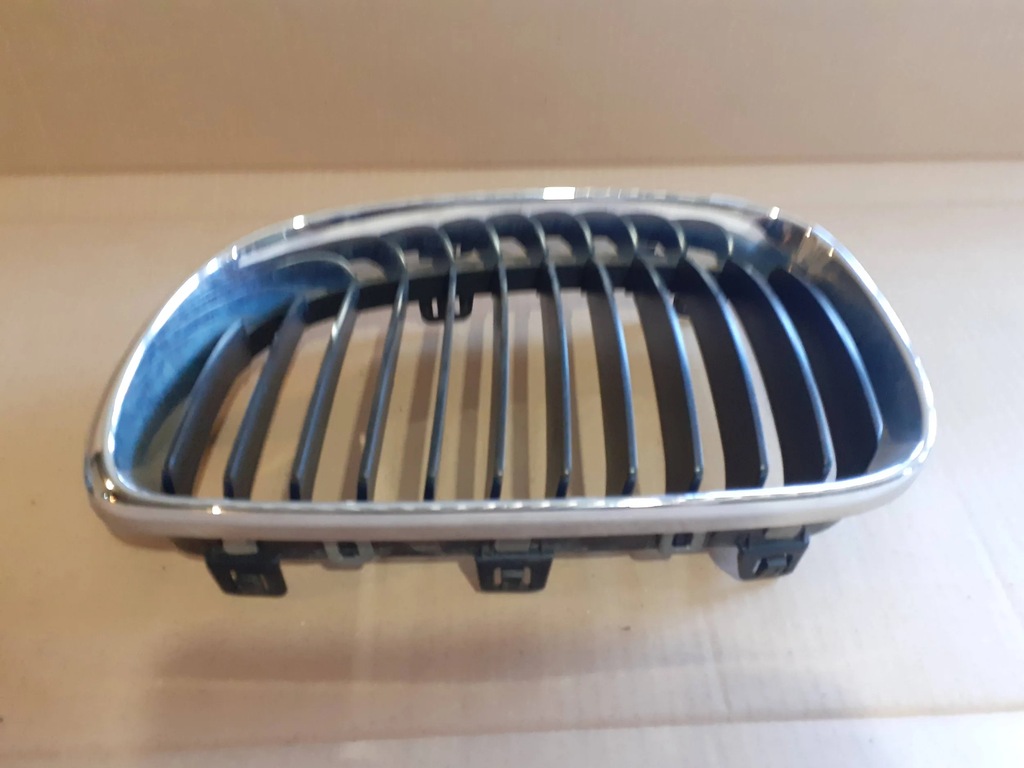 фото №1, Решётка радиатора решётка радиатора левая bmw 3 e90