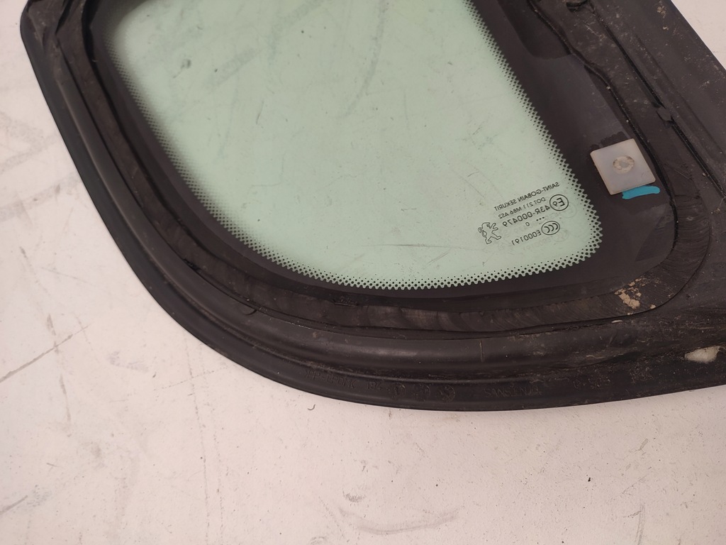 фото №13, Peugeot 3008 i стекло кузовная левый задняя 10r