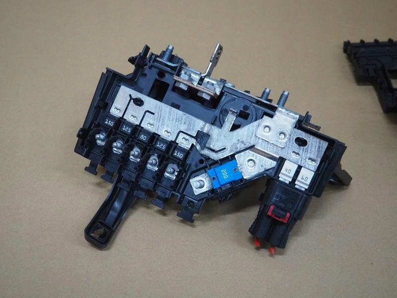 фото №6, Система электрический предохранители mercedes w205 a2055402250