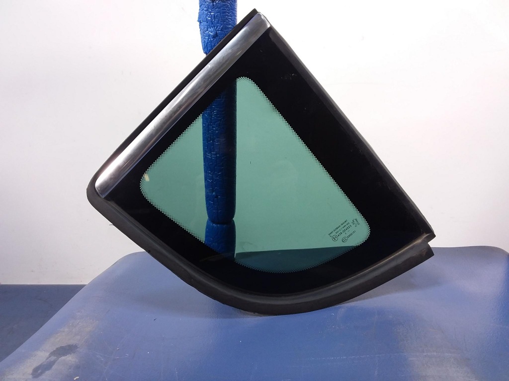 фото №1, Peugeot 3008 i стекло кузовная задняя правая 13