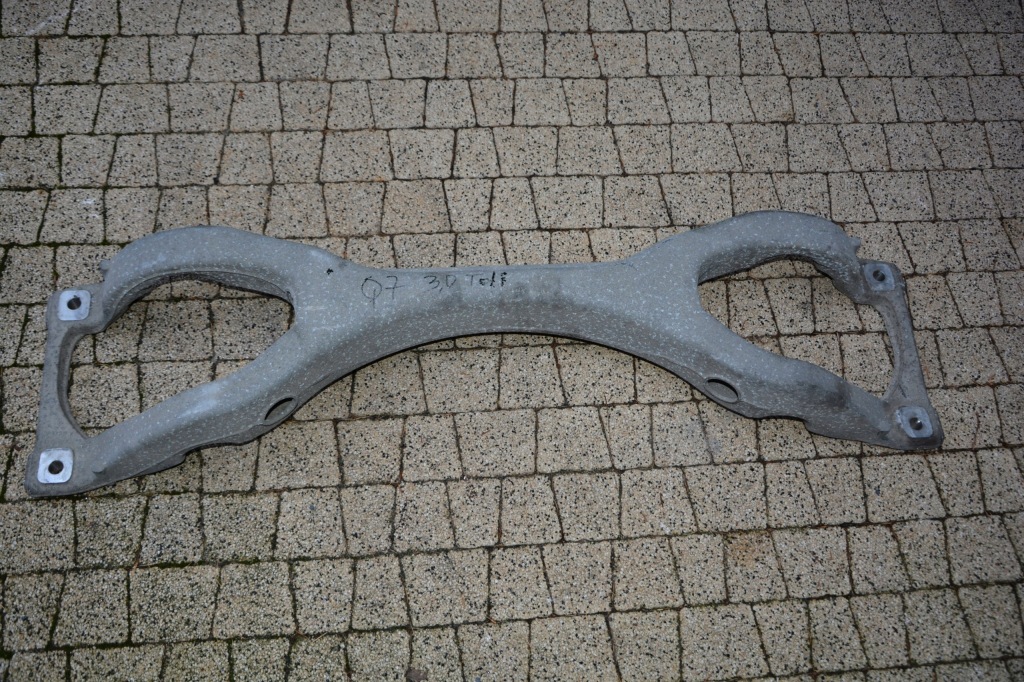 фото №1, Балка підвіска заднього audi q7 7l8512369