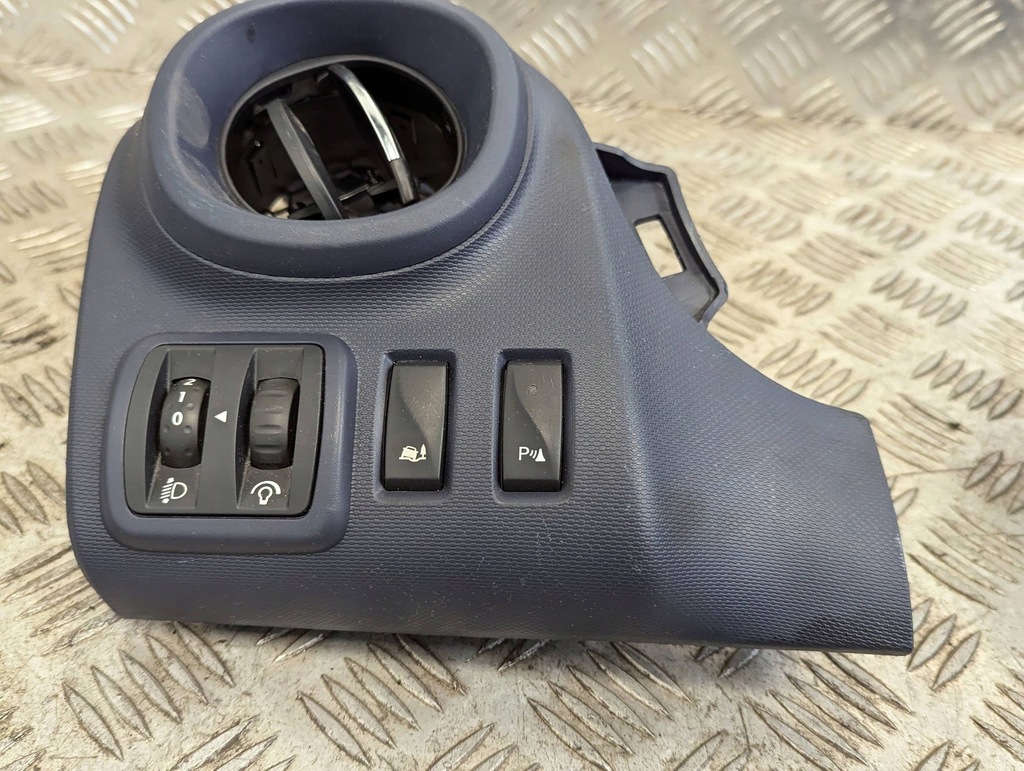 фото №8, Opel vivaro b 2014-2019 декоры панели консоли