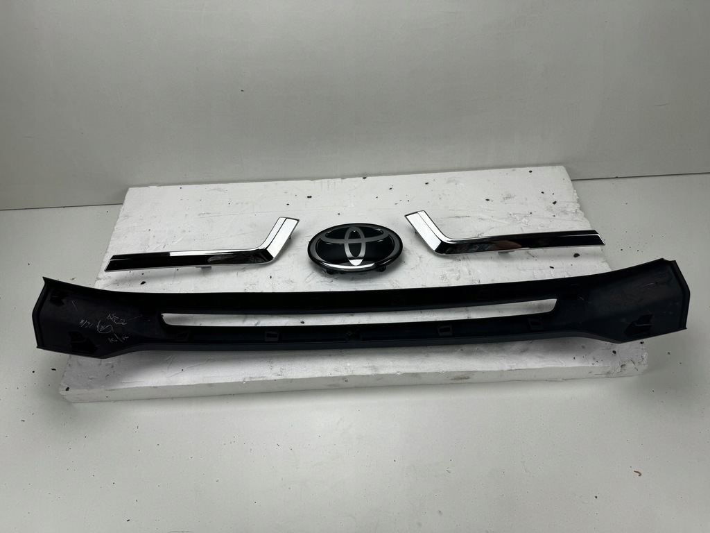 фото №4, Toyota hilux решётка радиатора решётка радиатора значок pod радар org! 90975-02159