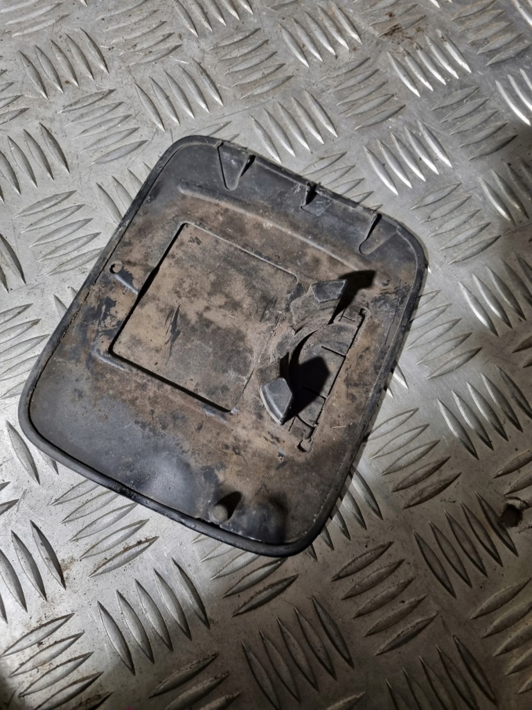 Bmw 3 e36 compact крышка топлива Цена