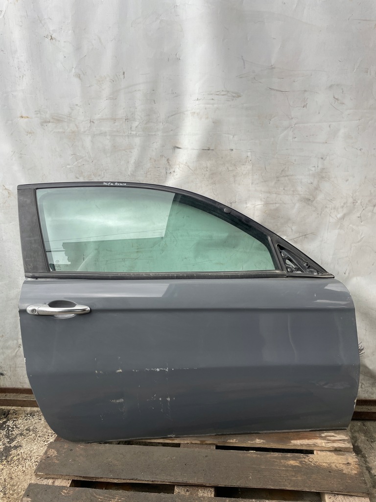 фото №1, Alfa romeo 147 hb дверь передние правое правый перед
