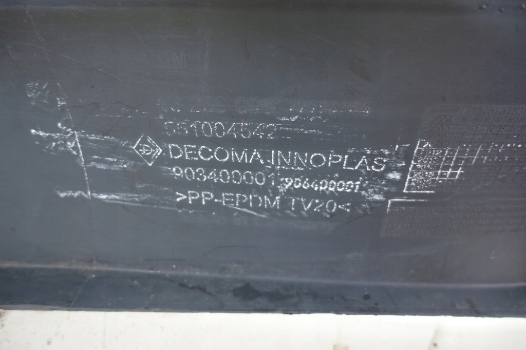 фото №14, Opel insignia a kombi 2008- бампер задняя 13239098