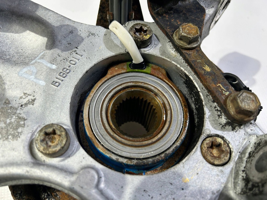 фото №7, Поворотный кулак ступица задняя задняя правая chevrolet corvette c6 2005-