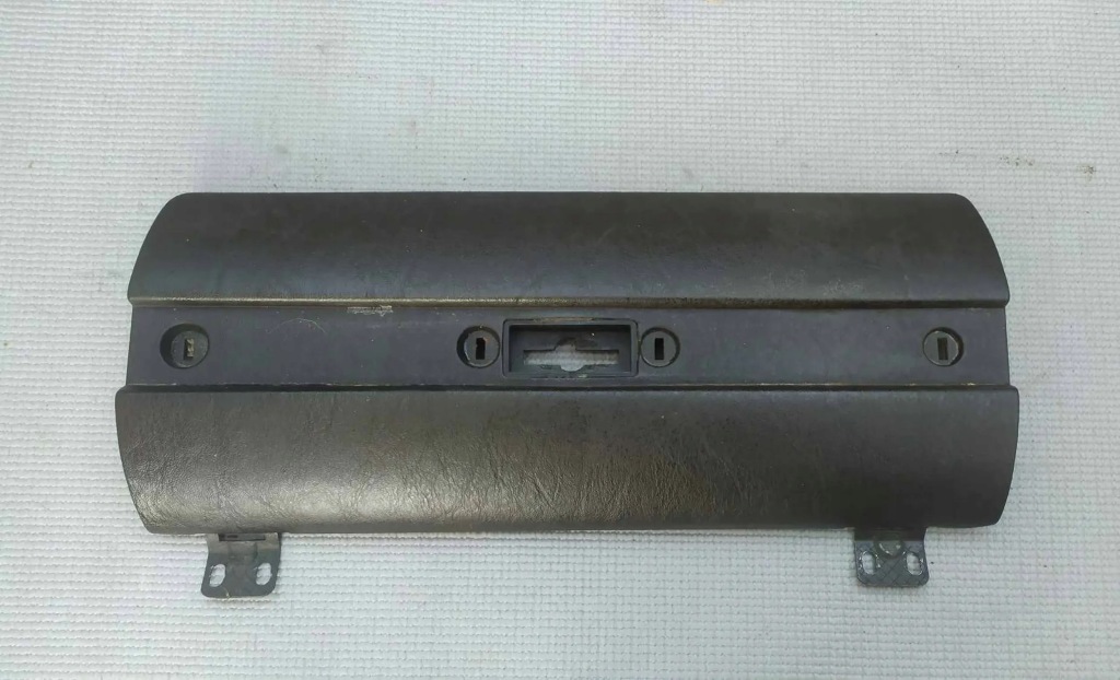 фото №1, Mercedes-benz w123 крышка бардачка панели